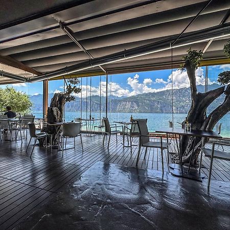 Ambienthotel Primaluna Malcesine Buitenkant foto