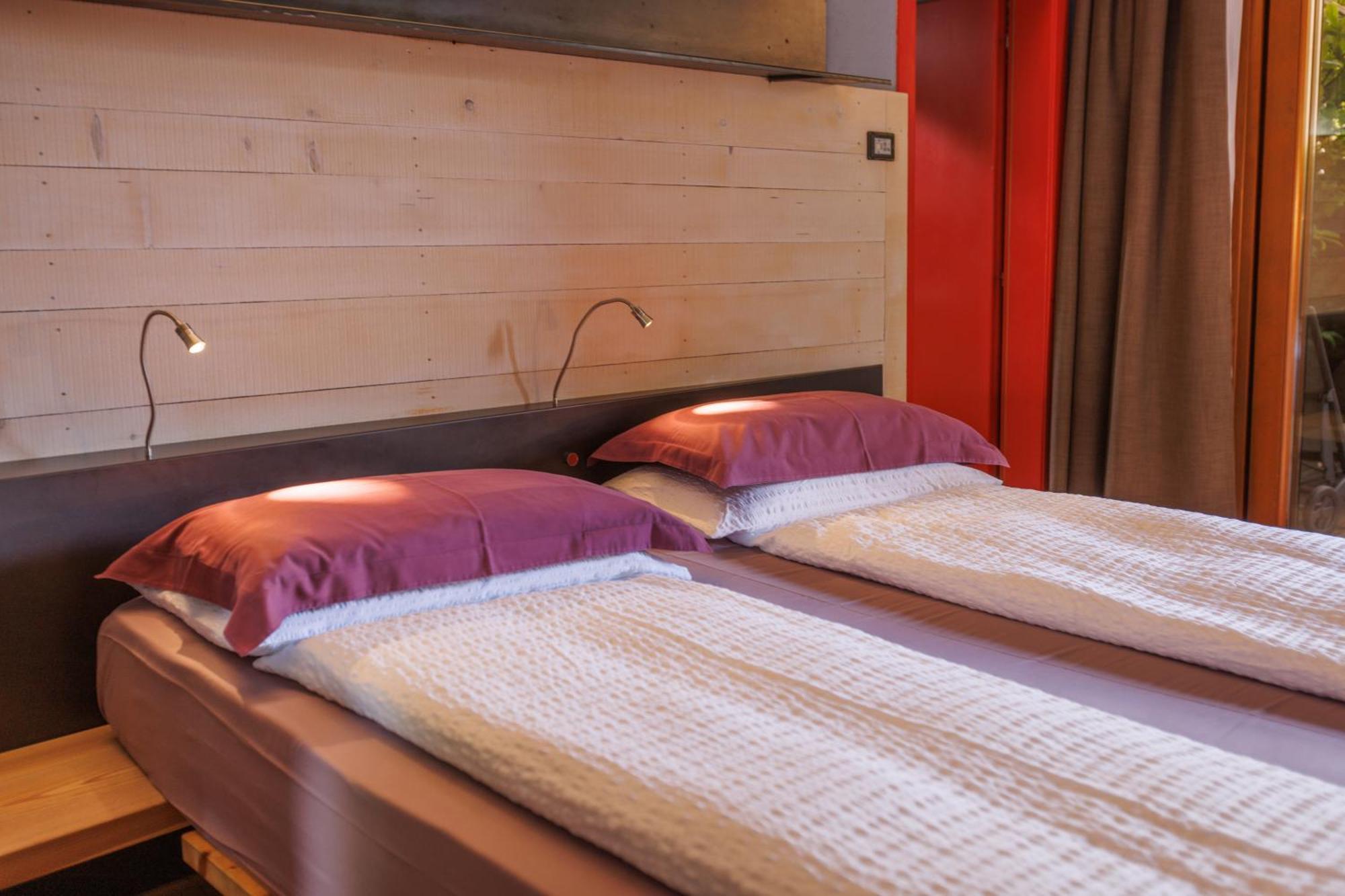 Ambienthotel Primaluna Malcesine Buitenkant foto