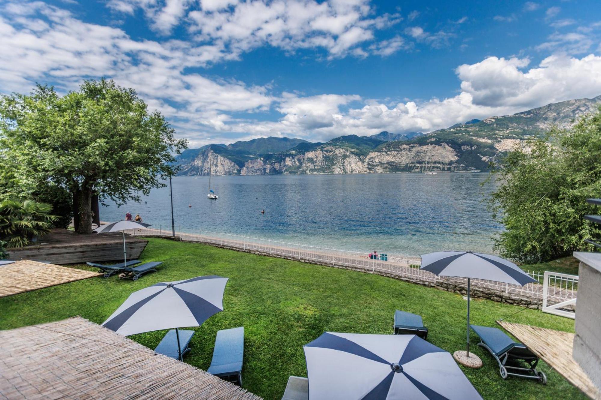 Ambienthotel Primaluna Malcesine Buitenkant foto