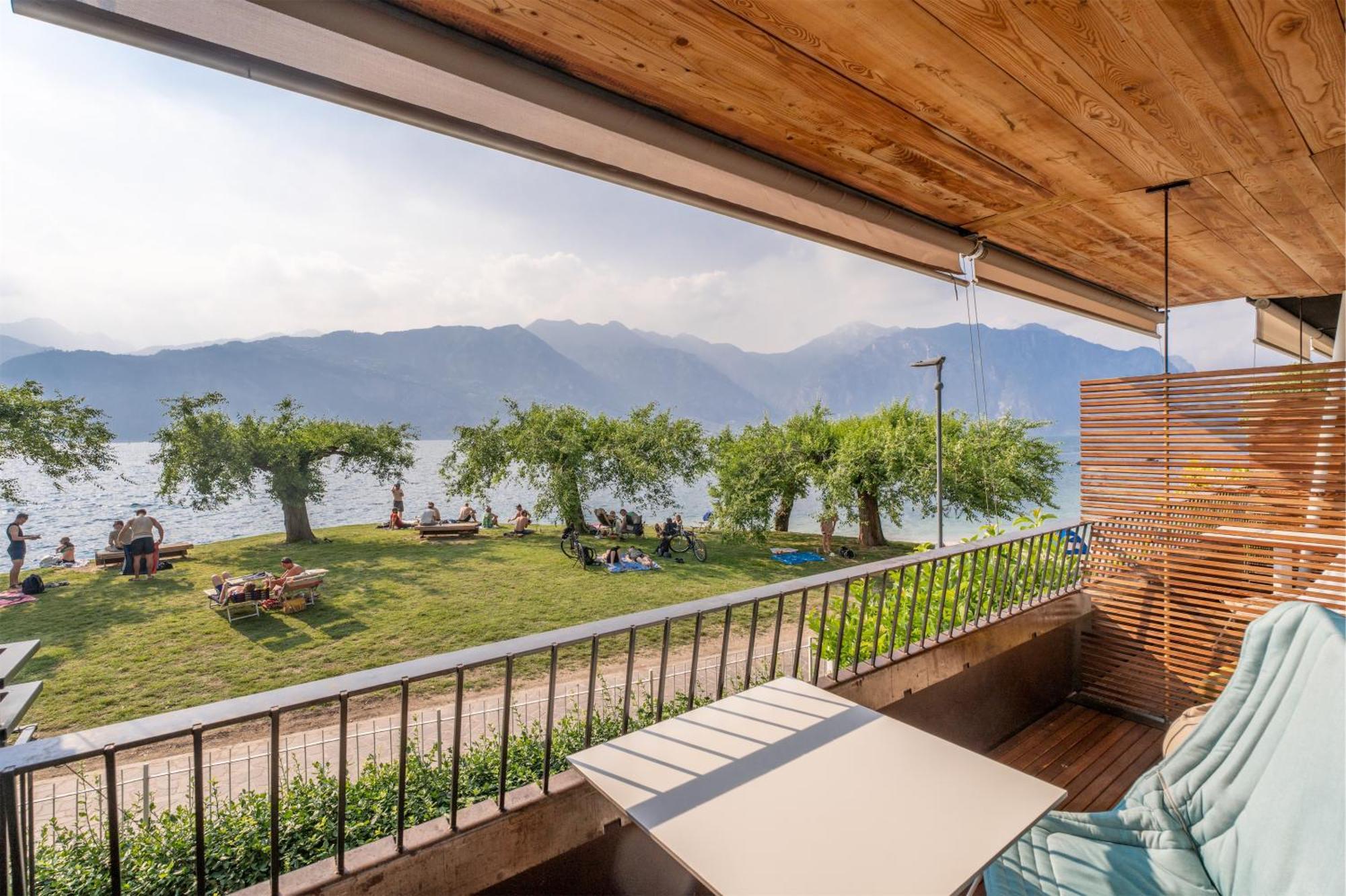 Ambienthotel Primaluna Malcesine Buitenkant foto