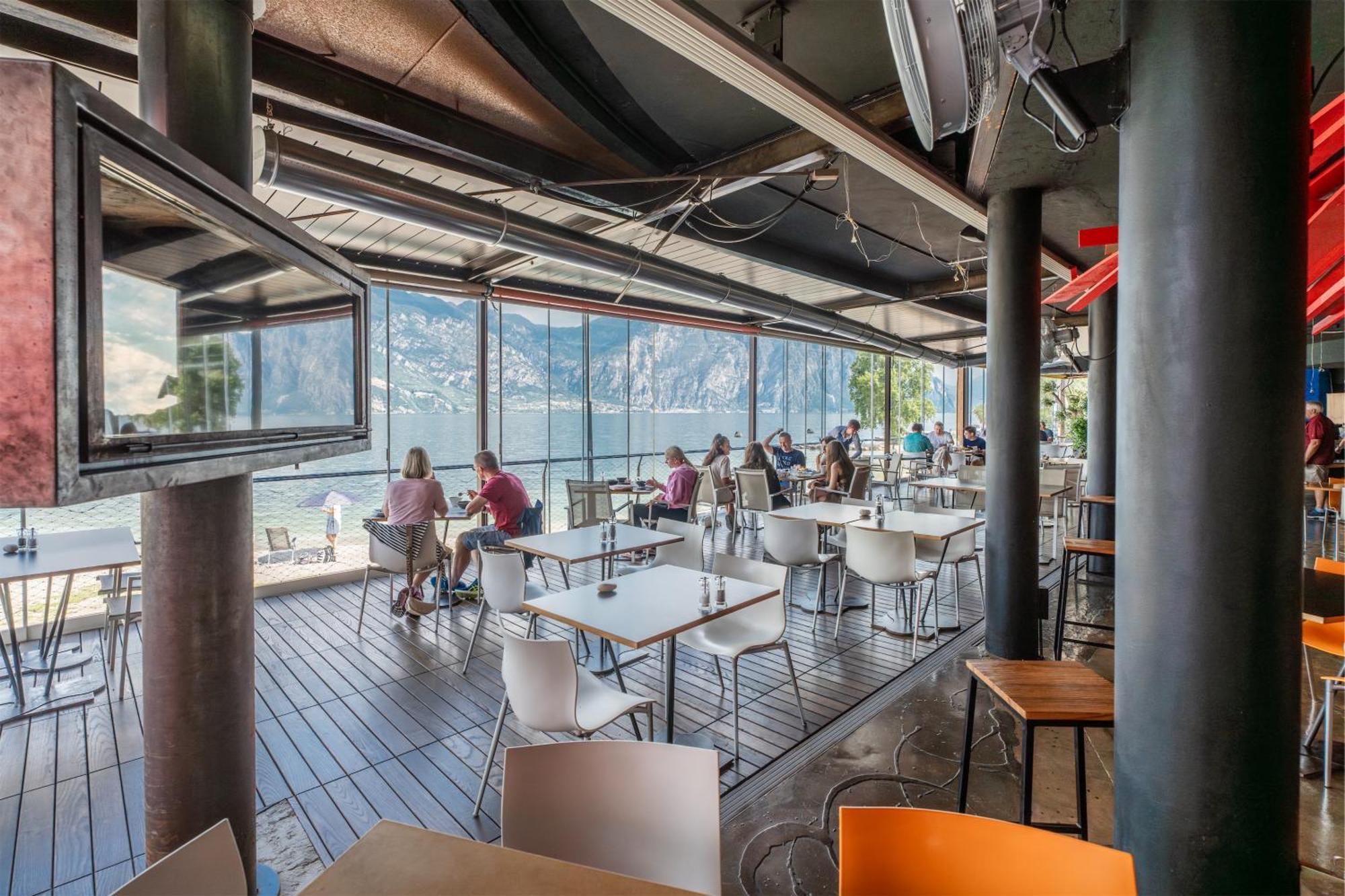 Ambienthotel Primaluna Malcesine Buitenkant foto