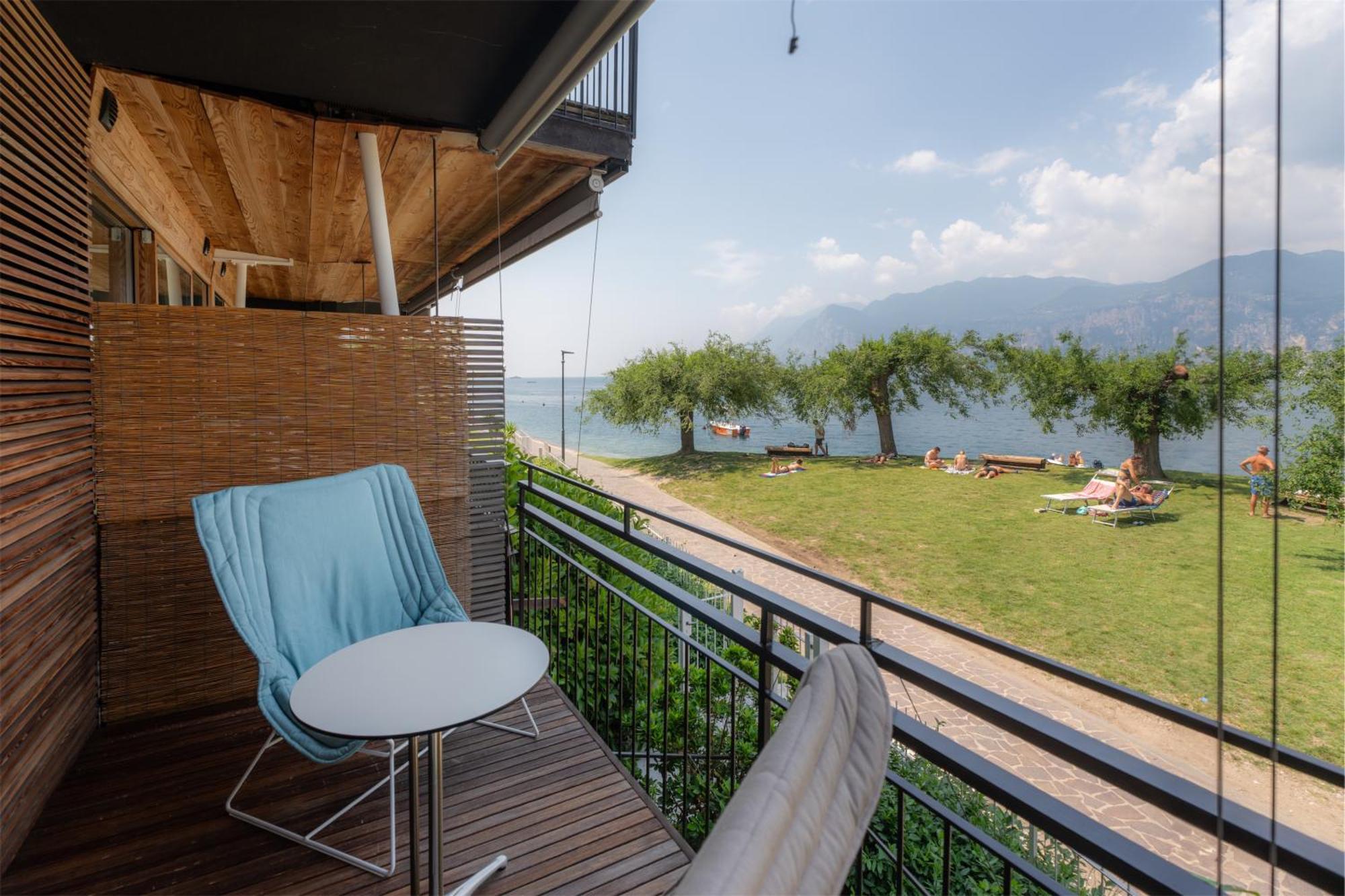Ambienthotel Primaluna Malcesine Buitenkant foto