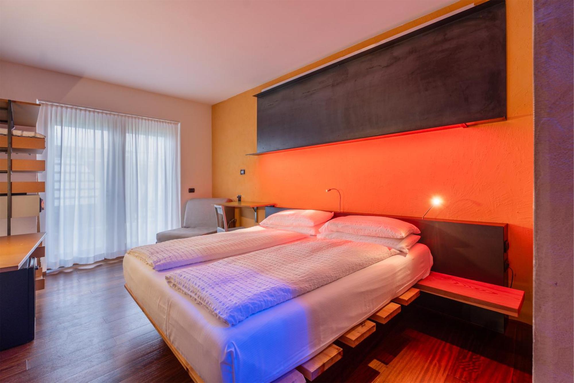 Ambienthotel Primaluna Malcesine Buitenkant foto